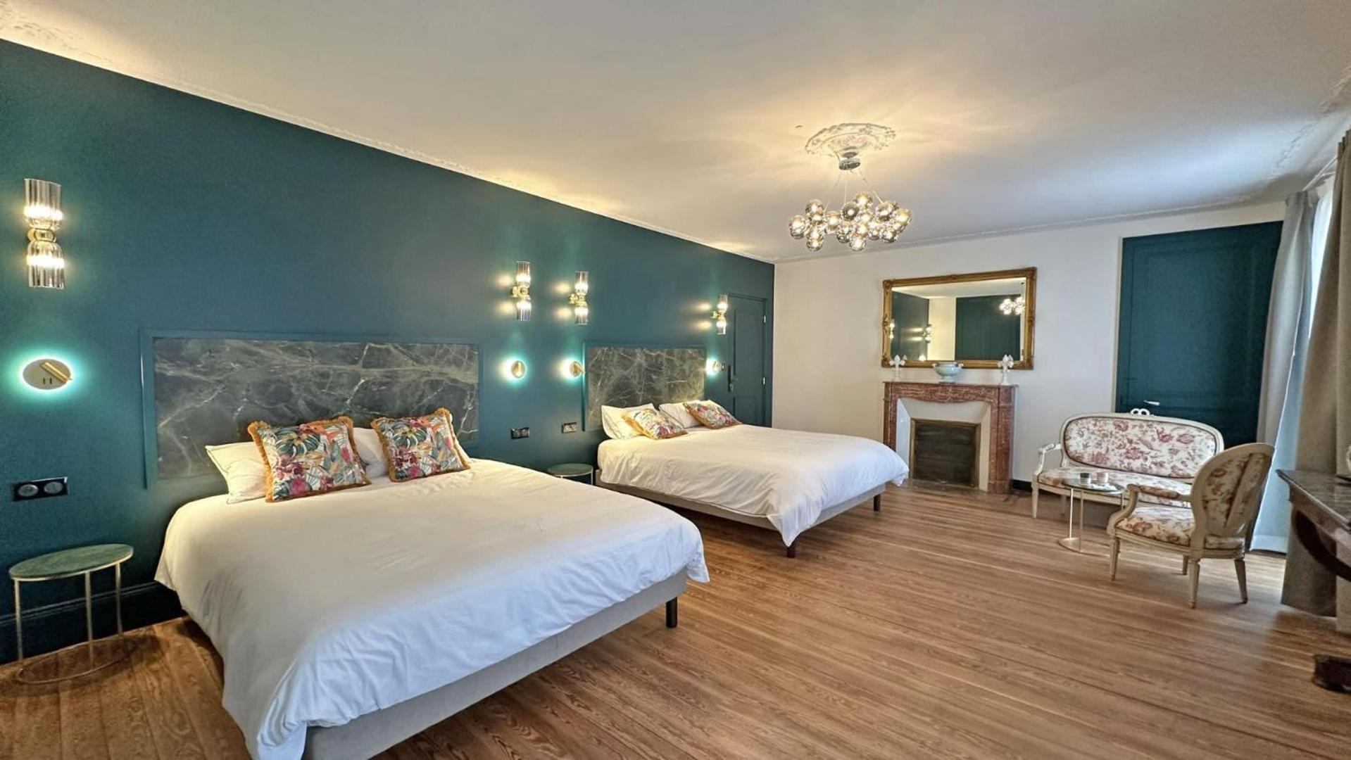 Bed and Breakfast Le Manoir Des Perrieres Rochechouart Zewnętrze zdjęcie