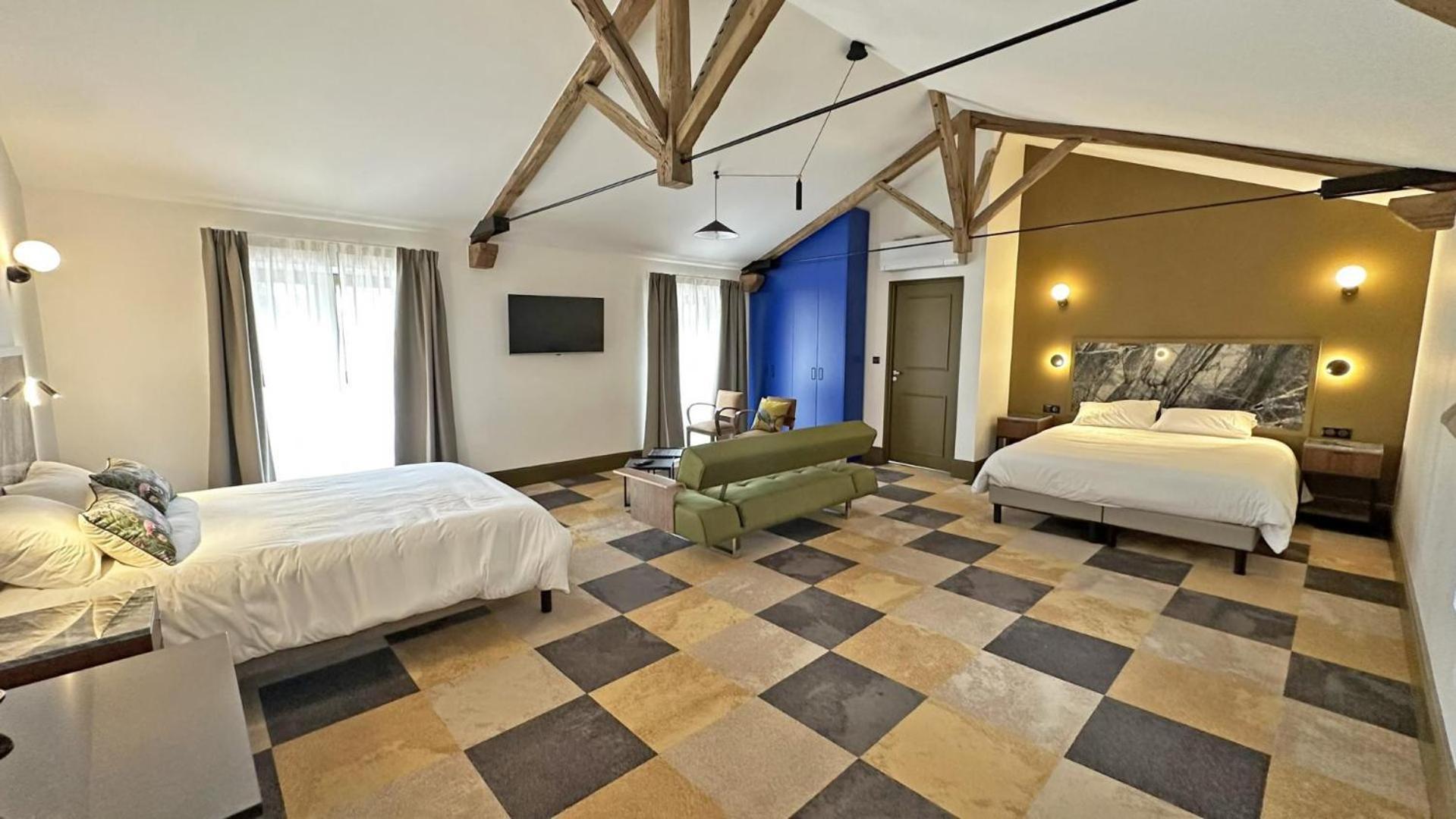 Bed and Breakfast Le Manoir Des Perrieres Rochechouart Zewnętrze zdjęcie