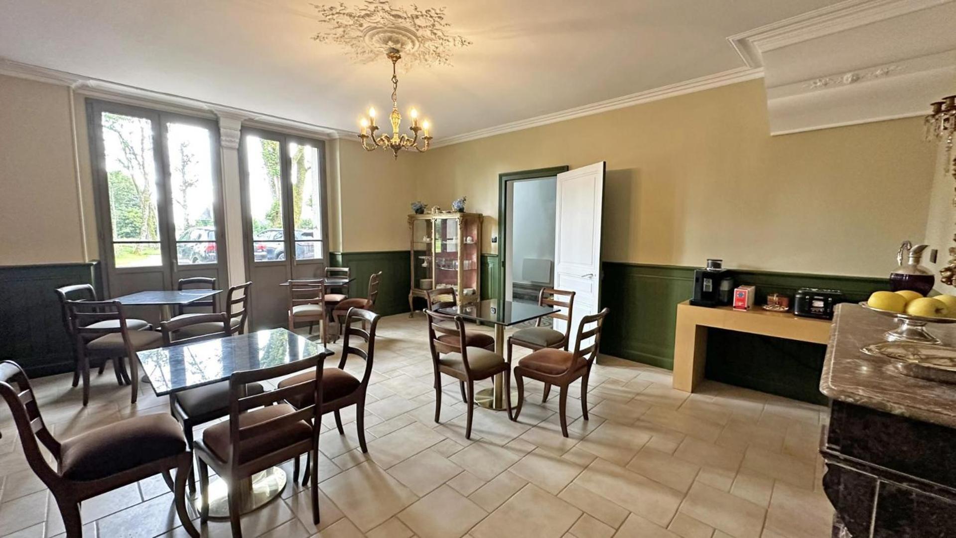 Bed and Breakfast Le Manoir Des Perrieres Rochechouart Zewnętrze zdjęcie